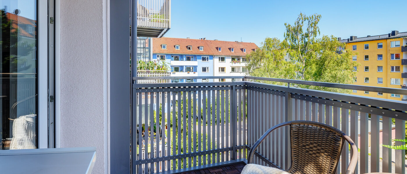 apartment München Bogenhausen 03 balcony 13604