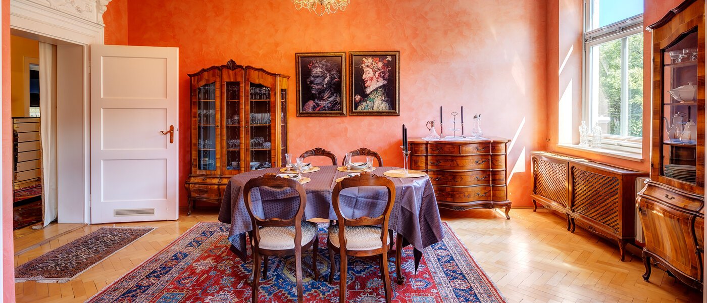 apartment München Bogenhausen 03 living area 13612