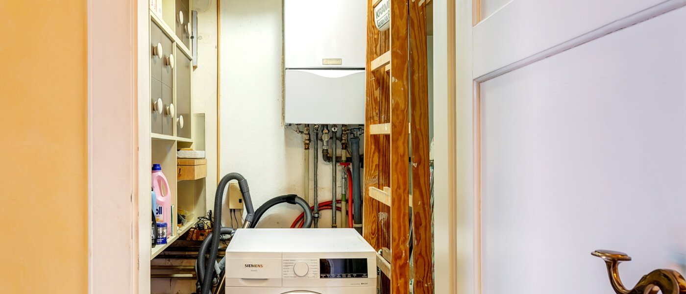 apartment München Bogenhausen 01 storage room 13612