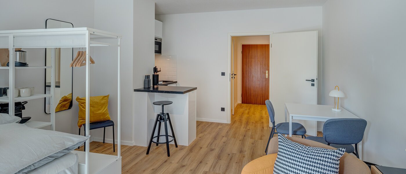 apartment München Nymphenburg 03 living area 13624