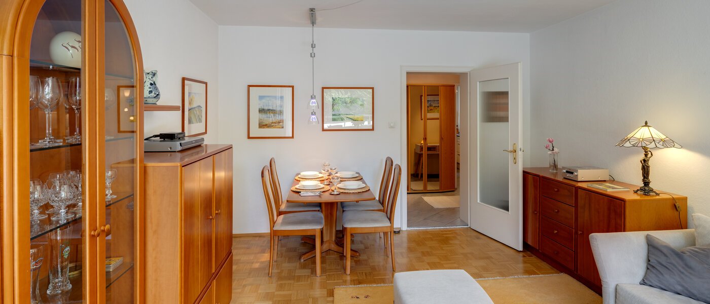 apartment München Forstenried 02 living area 13628