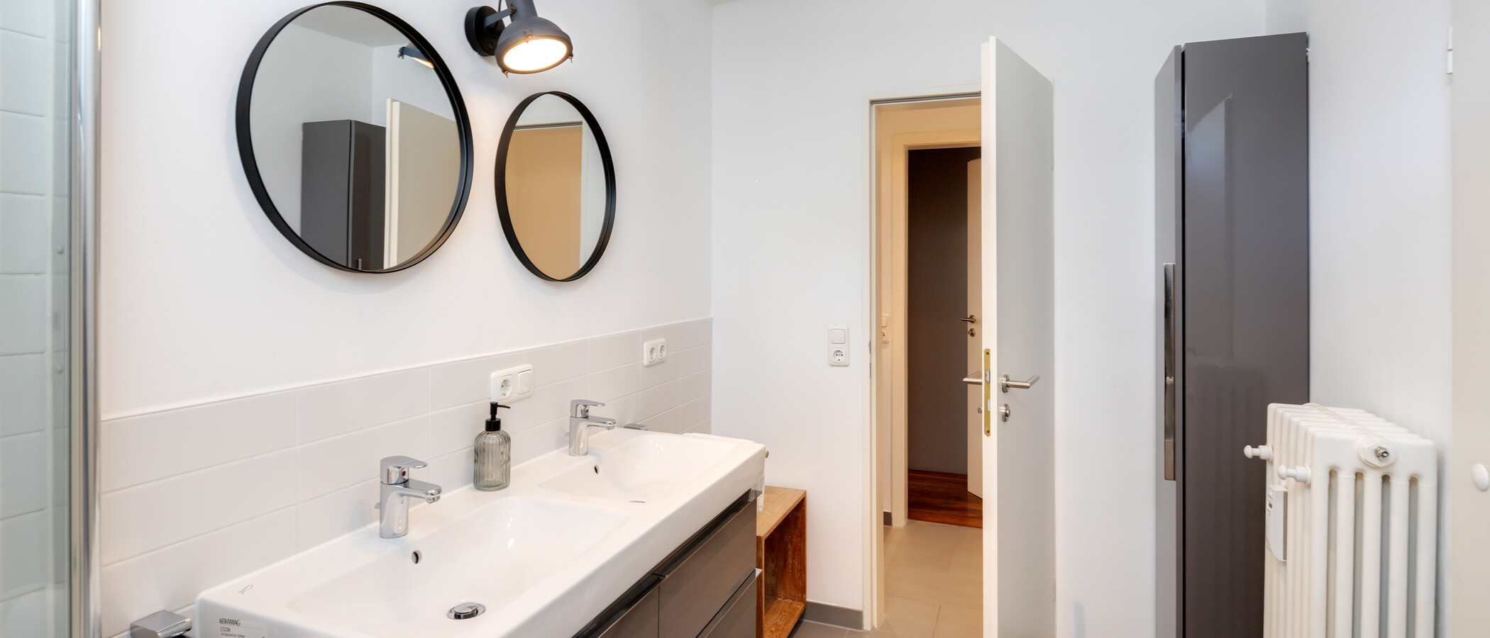 apartment München Altbogenhausen 02 bathroom 13633