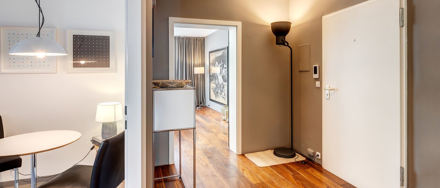 apartment München Altbogenhausen 02 hall 13633