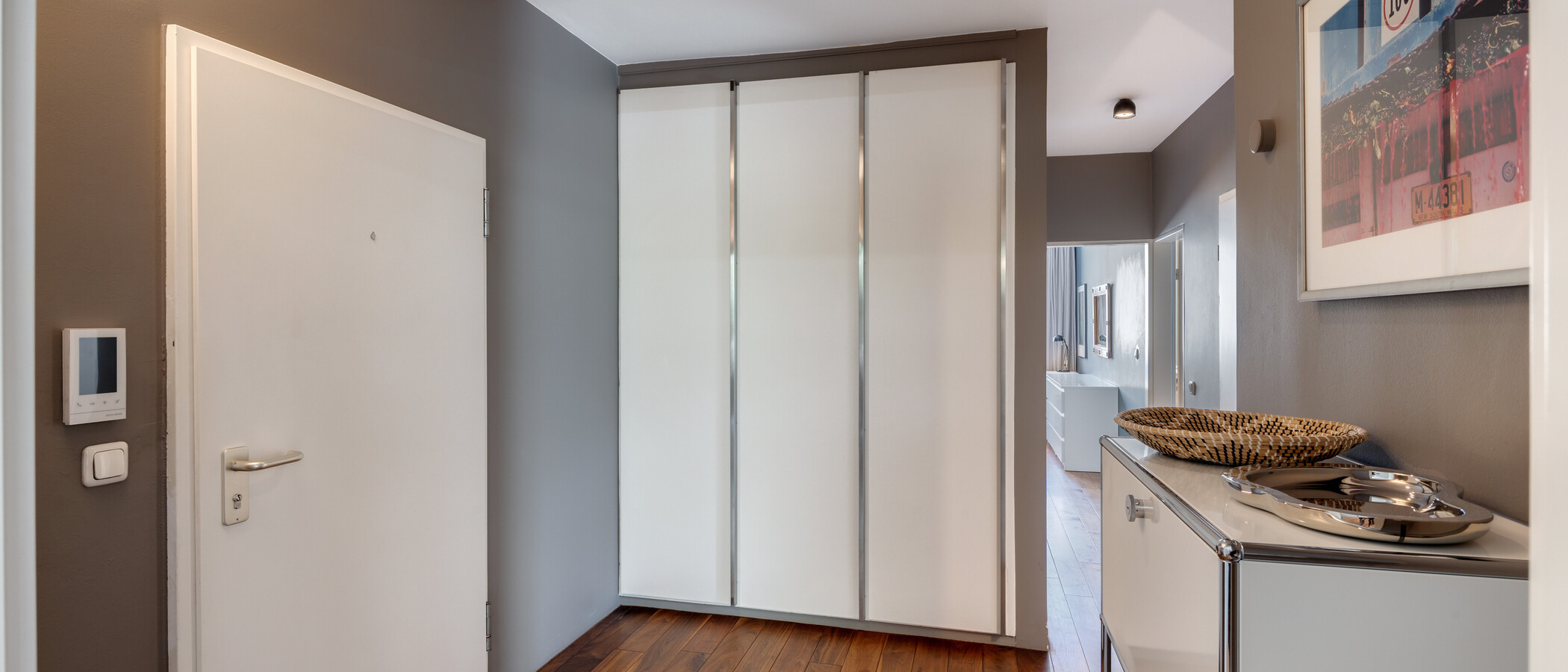 apartment München Altbogenhausen 02 hall 13633