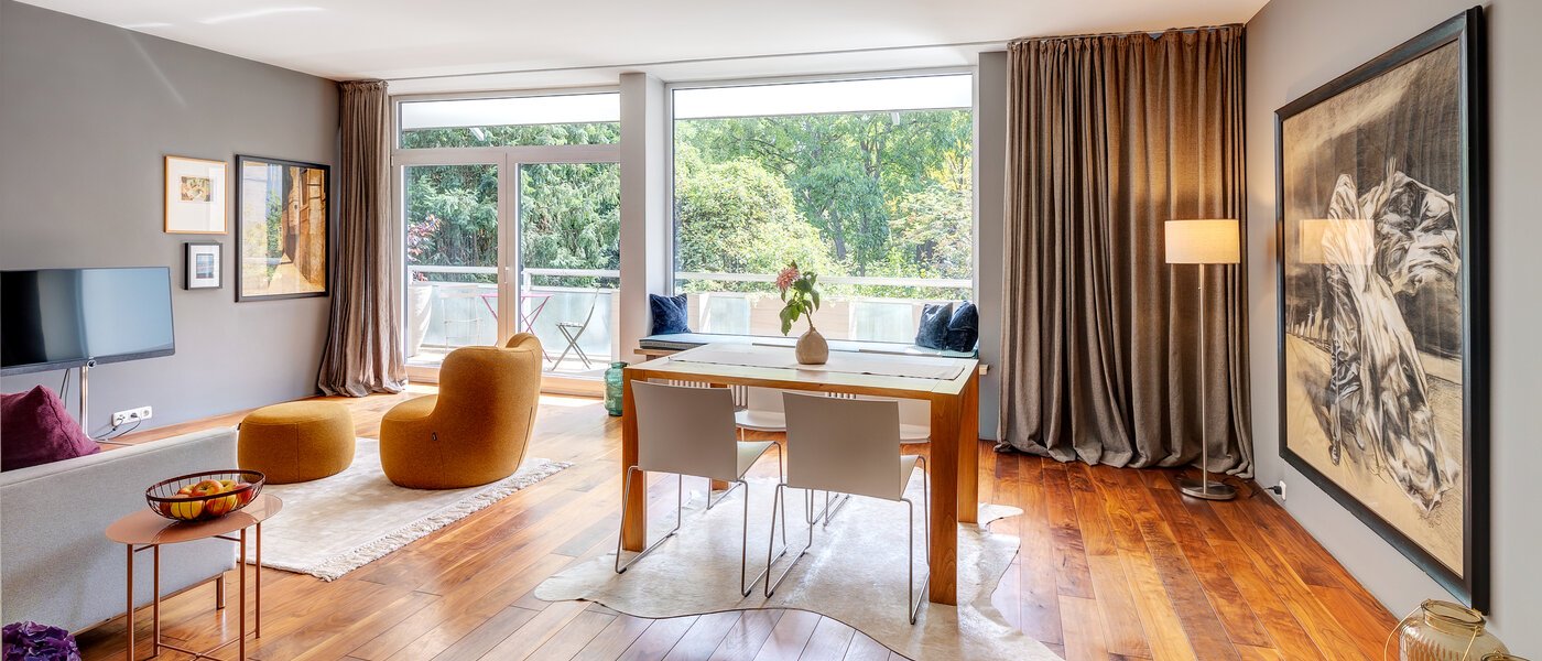 apartment München Altbogenhausen 01 living room 13633