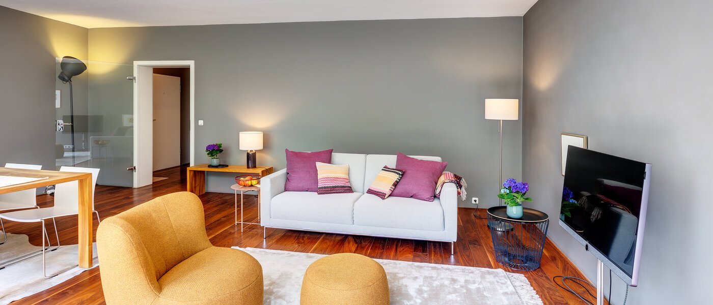 apartment München Altbogenhausen 04 living room 13633