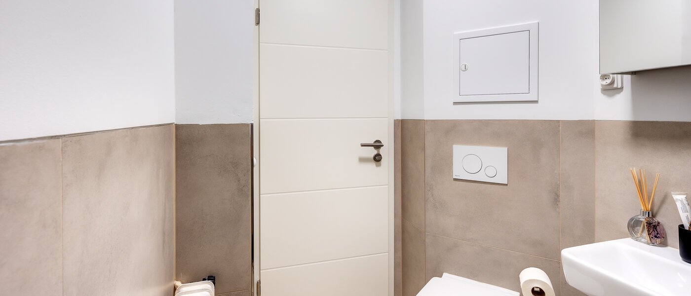 apartment München Fasanerie 03 bathroom 13634