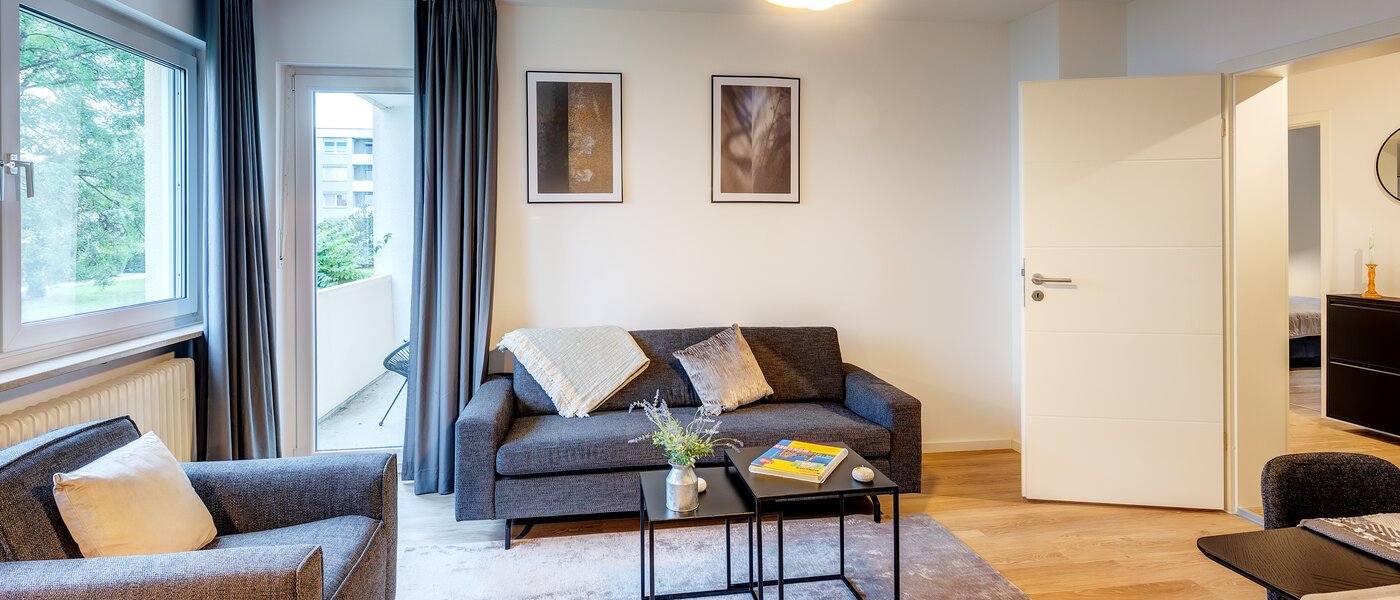 apartment München Fasanerie 02 living area 13634