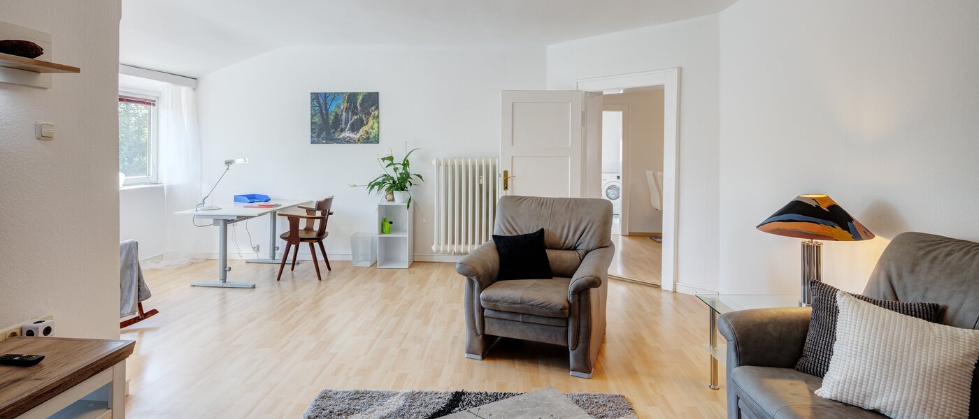attic apartment München Nymphenburg 03 living area 13654