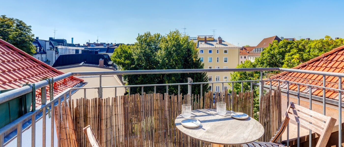 apartment München Glockenbachviertel 01 balcony 13655