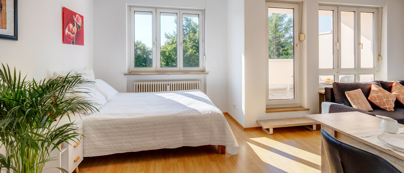 roof terrace apartment München Neuperlach 02 living area 13658