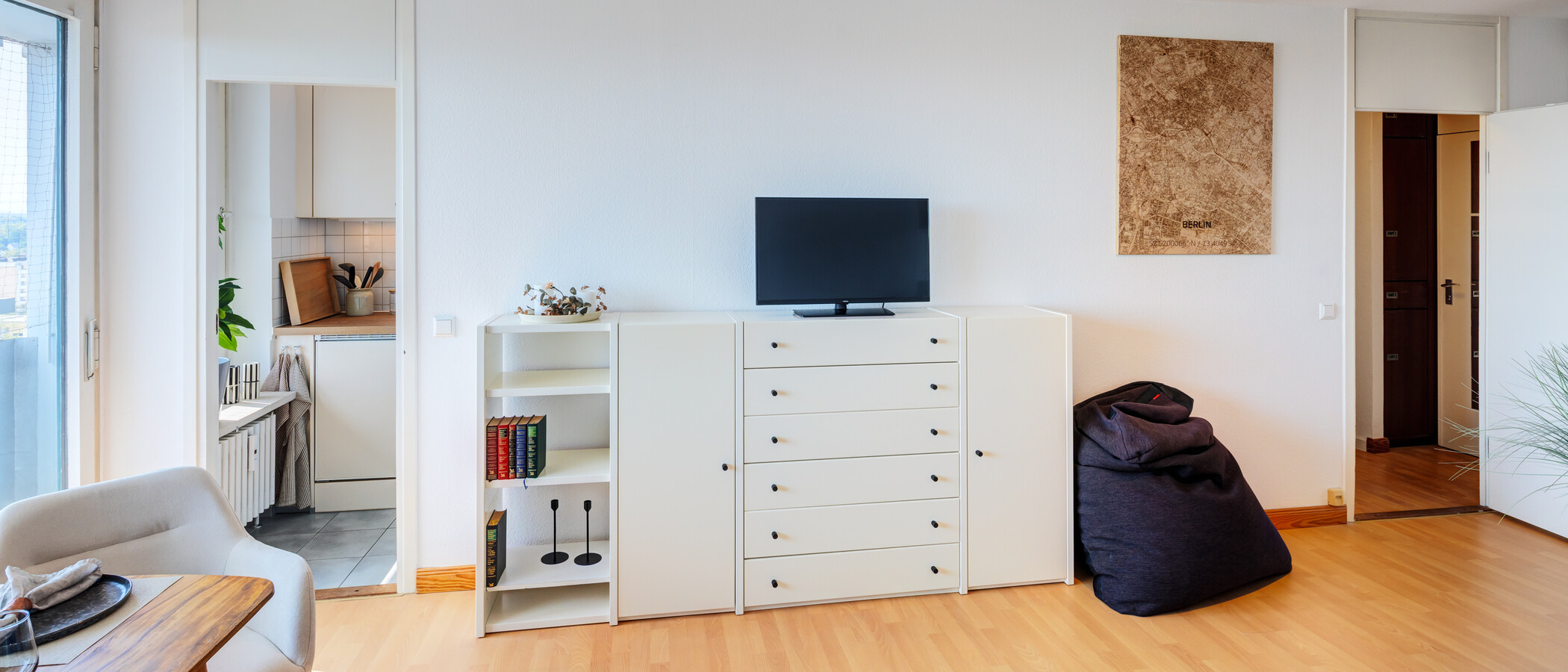 apartment München Parkstadt Solln 03 living area 13660