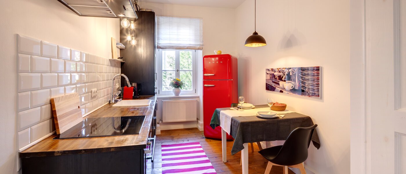 apartment München Glockenbachviertel 01 kitchen 13665