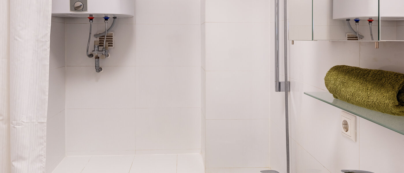 apartment München Parkstadt Bogenhausen 02 bathroom 13668