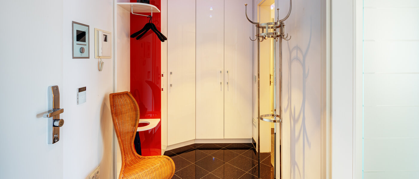 attic apartment München Solln 01 hall 13669