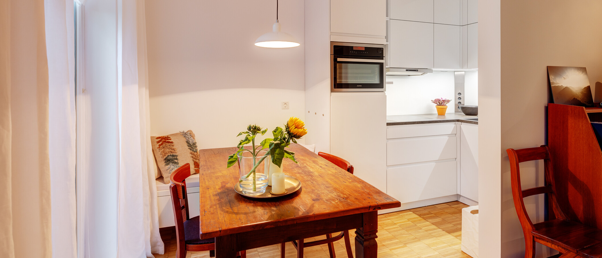 apartment München Schwabing-West (rund um den Hohenzollernplatz) 05 living area 13671