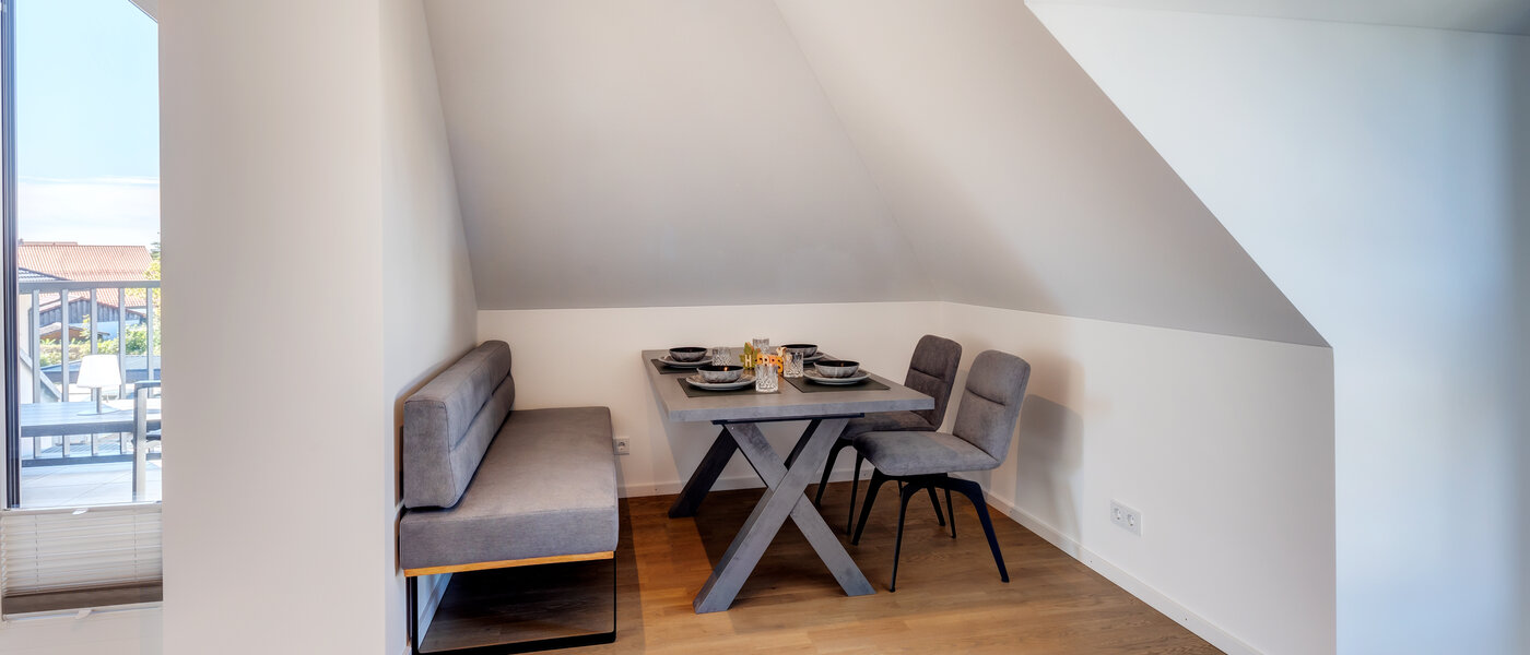 attic apartment Aschheim 03 kitchen 13679