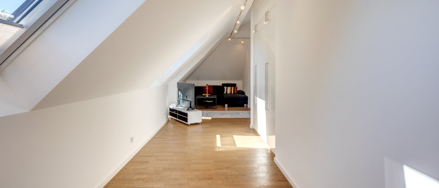 attic apartment Aschheim 04 hall 13679