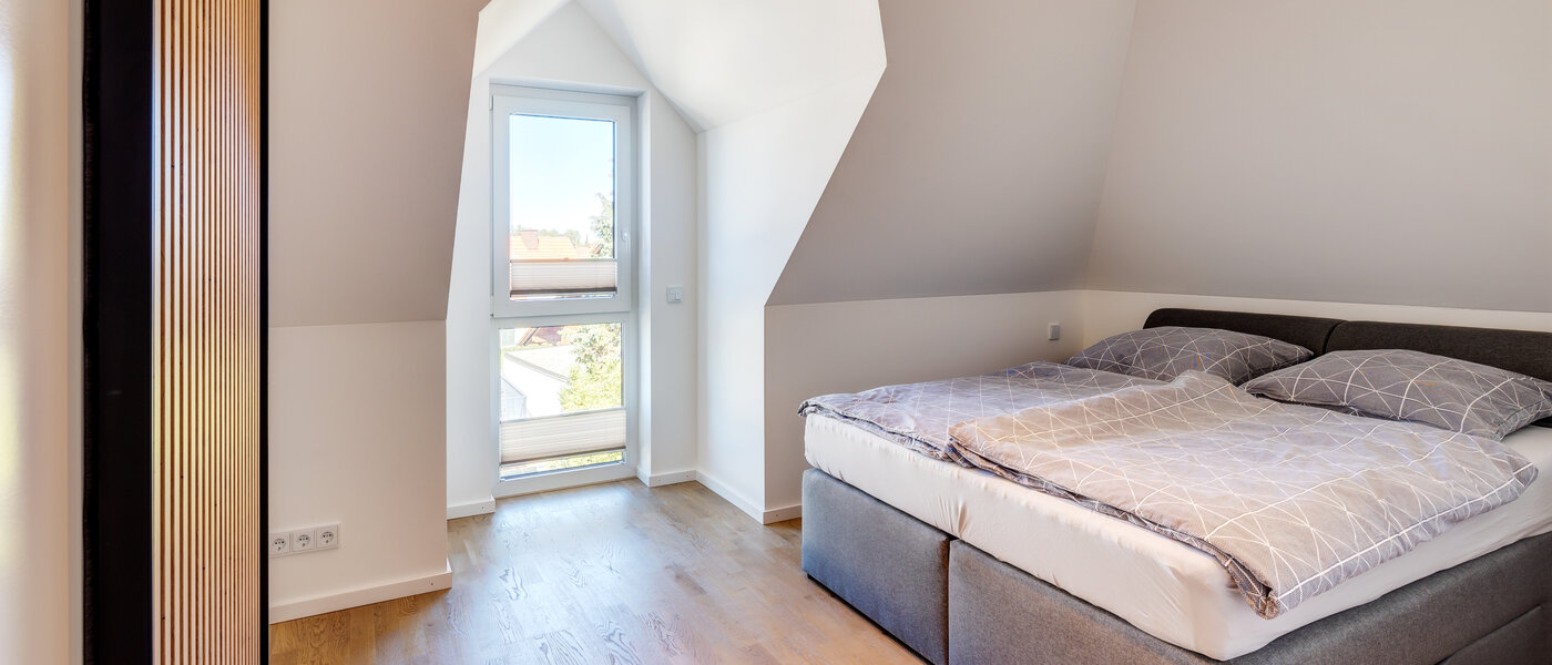 attic apartment Aschheim 01 bedroom 13679