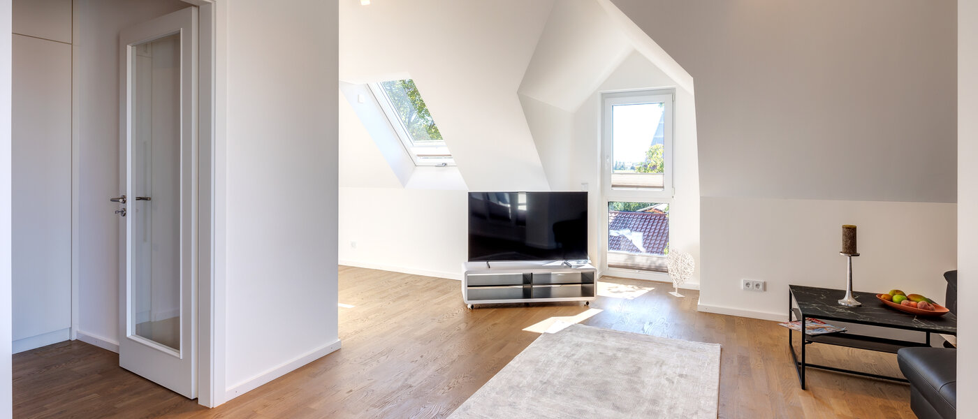 attic apartment Aschheim 03 living area 13679