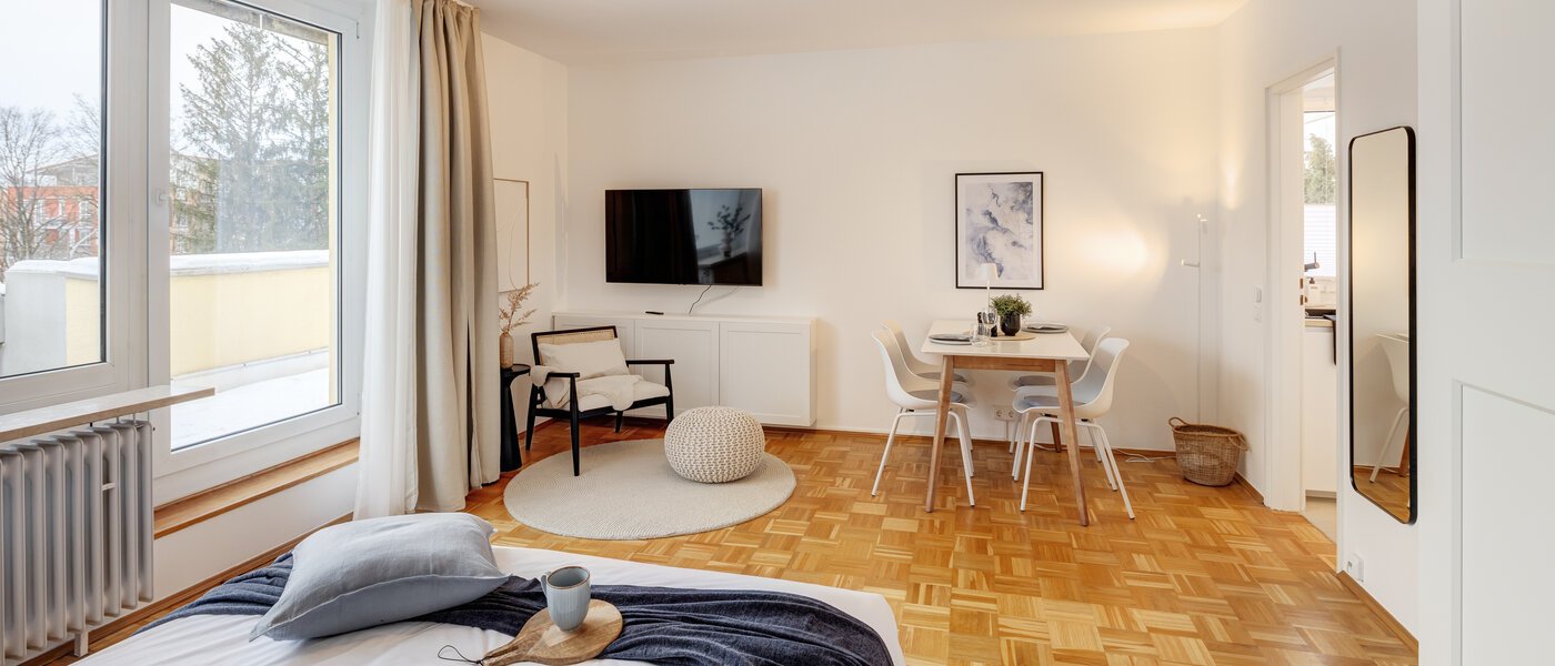 roof terrace apartment München Pasing 03 sleeping area 13685