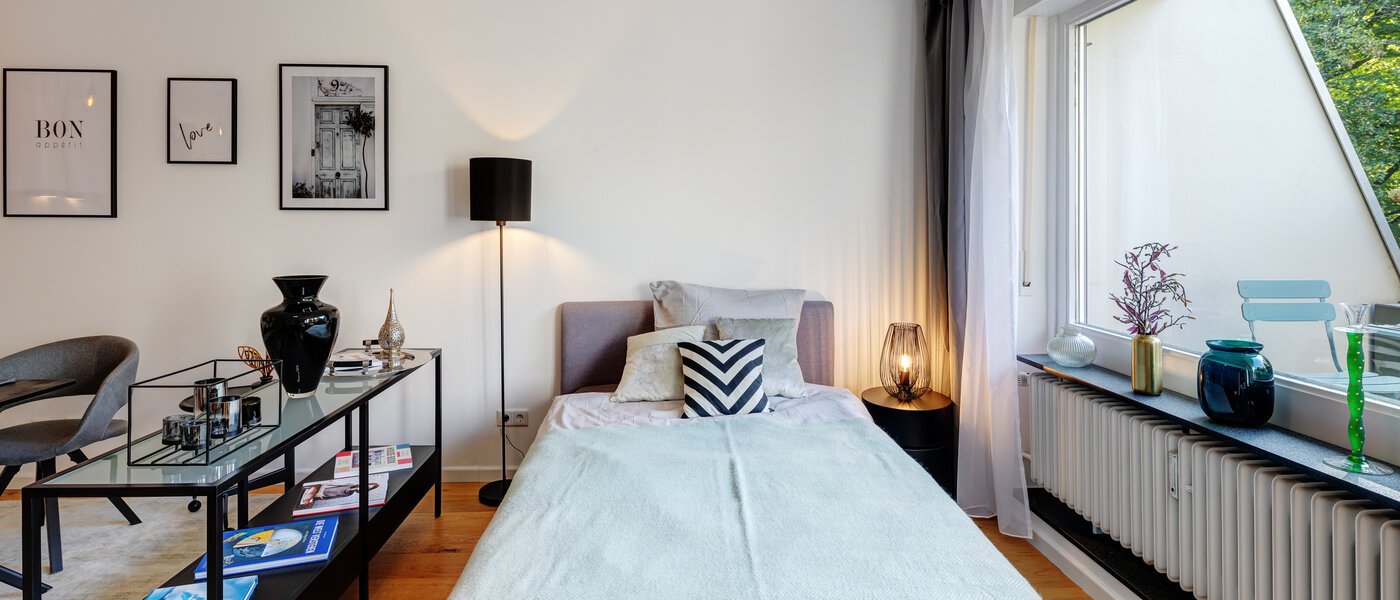 apartment München Solln 02 sleeping area 13691