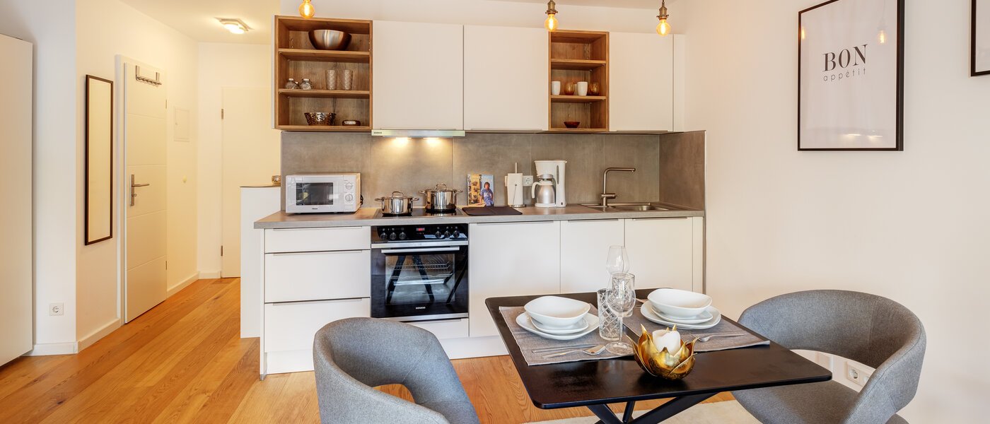 apartment München Solln 05 living area 13691