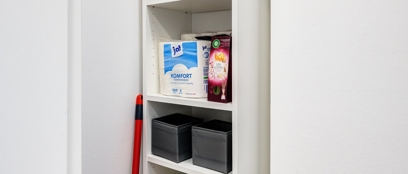 apartment München Solln 02 storage room 13691