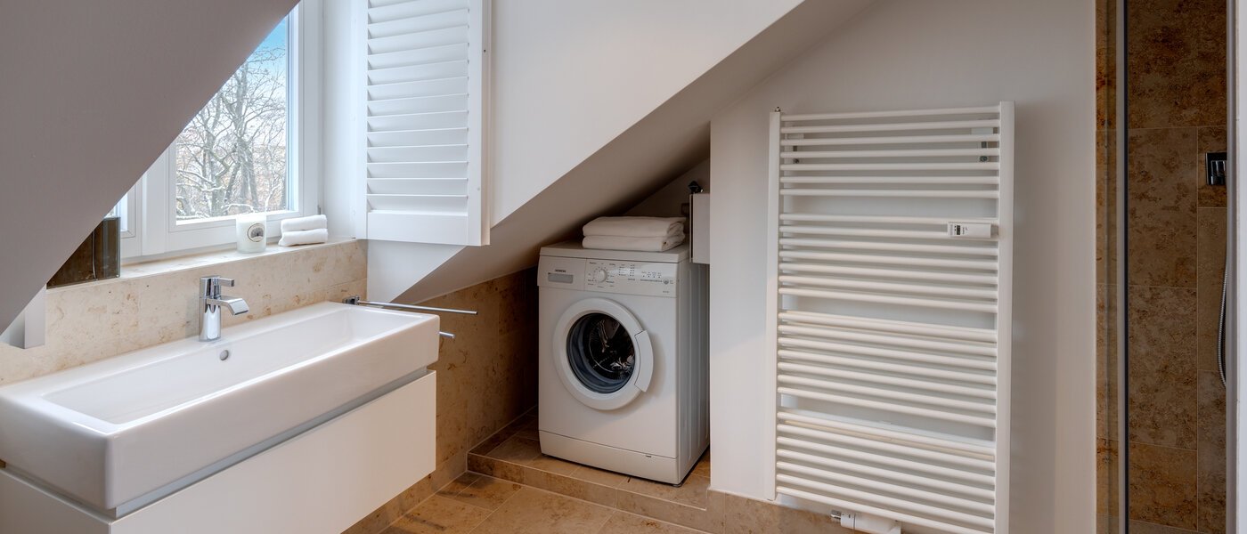 maisonette München Altbogenhausen 04 2. bathroom 13706