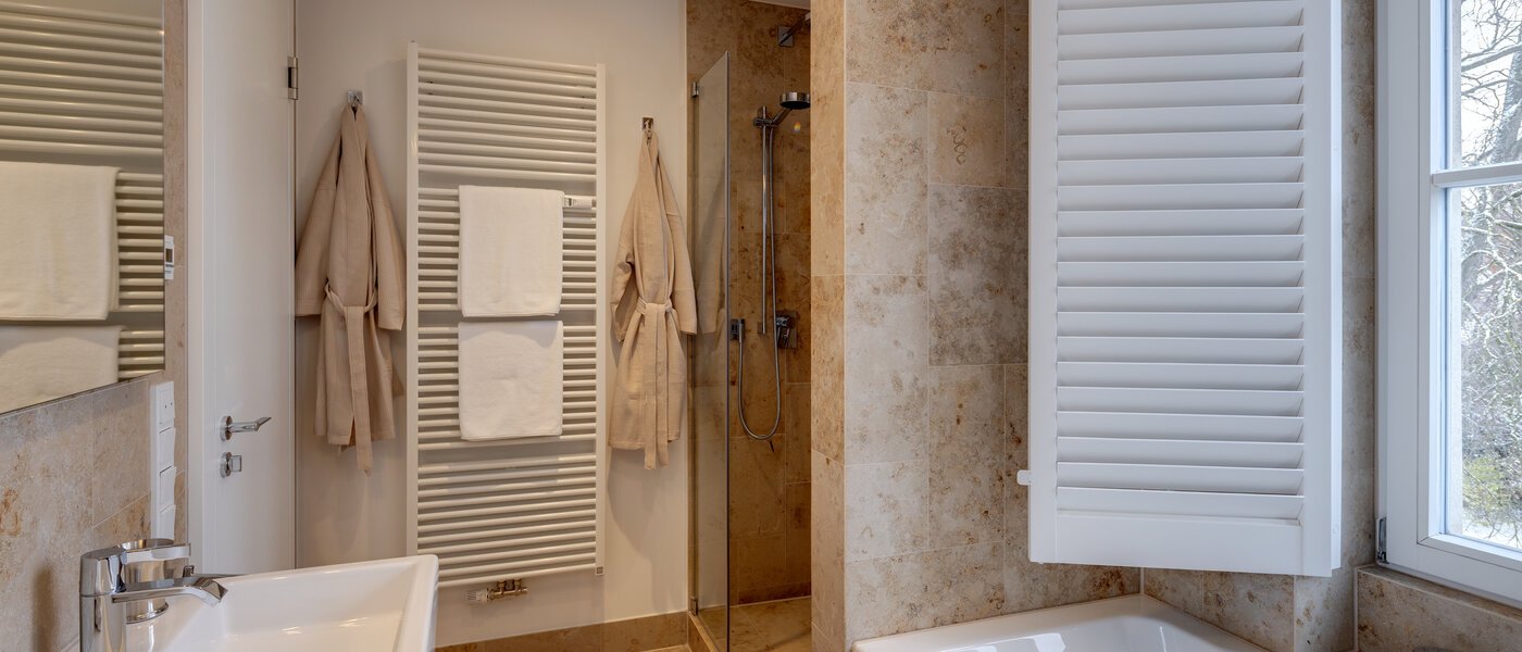 maisonette München Altbogenhausen 04 1. bathroom 13706