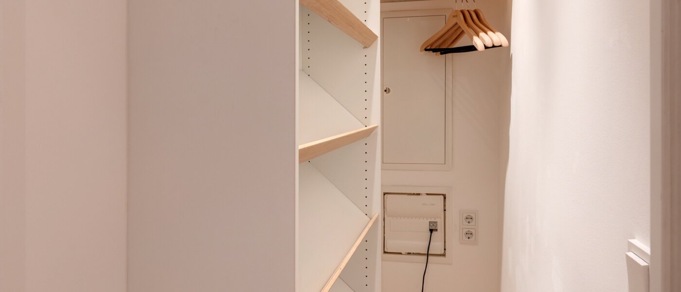maisonette München Altbogenhausen 01 Walk-in closet 13706