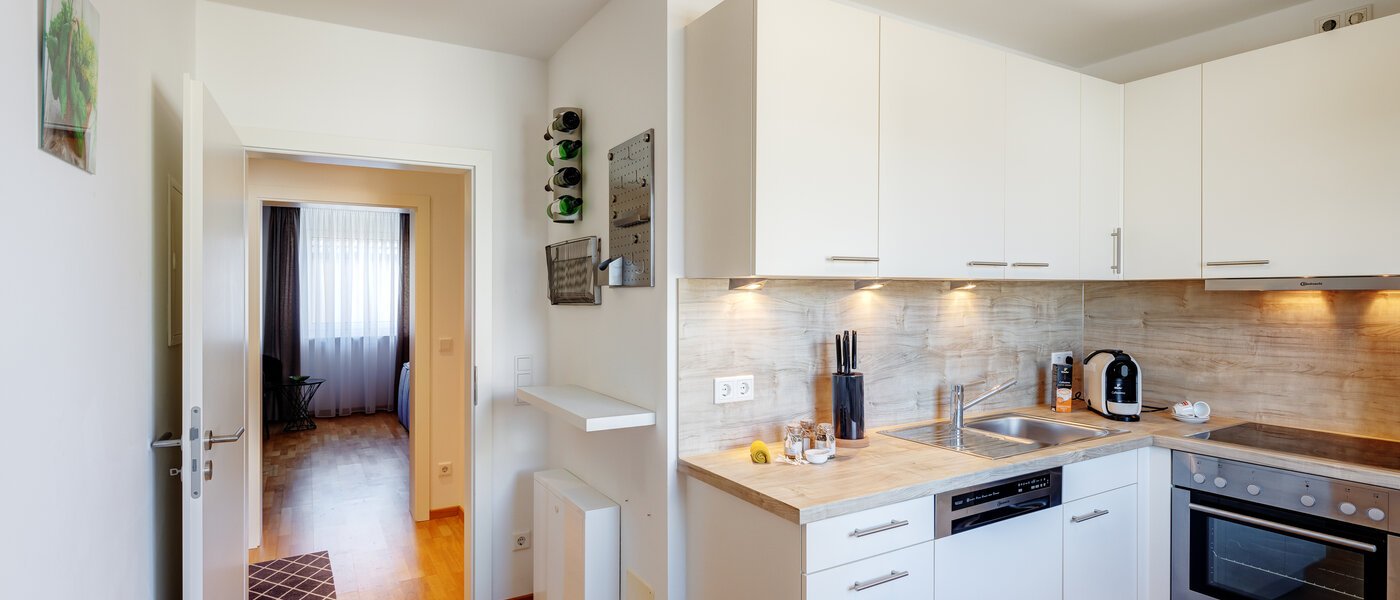 apartment München Hasenbergl 04 kitchen 13712