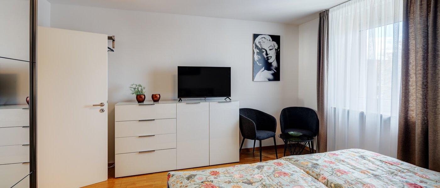 apartment München Hasenbergl 03 living area 13712