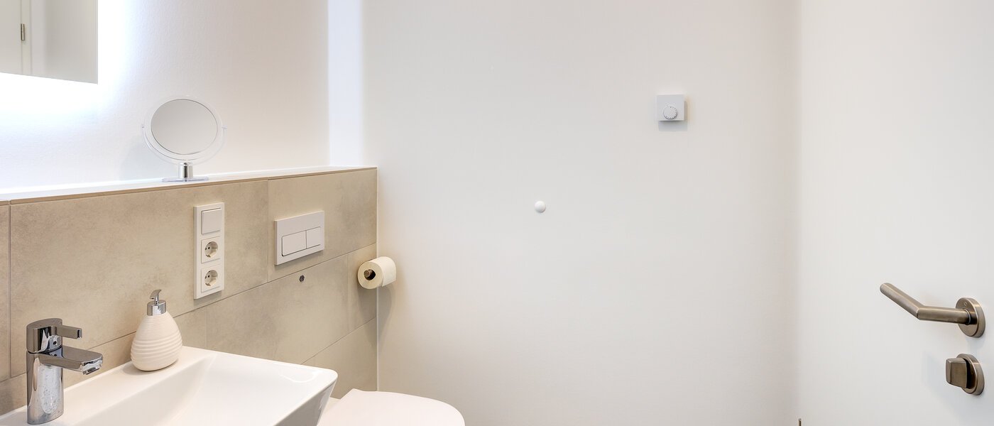 apartment München Lochhausen 03 bathroom 13715