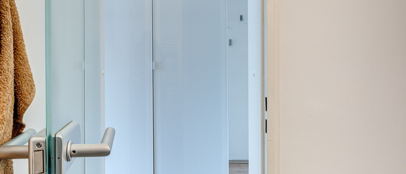 apartment München Neuhausen 03 bathroom 13727