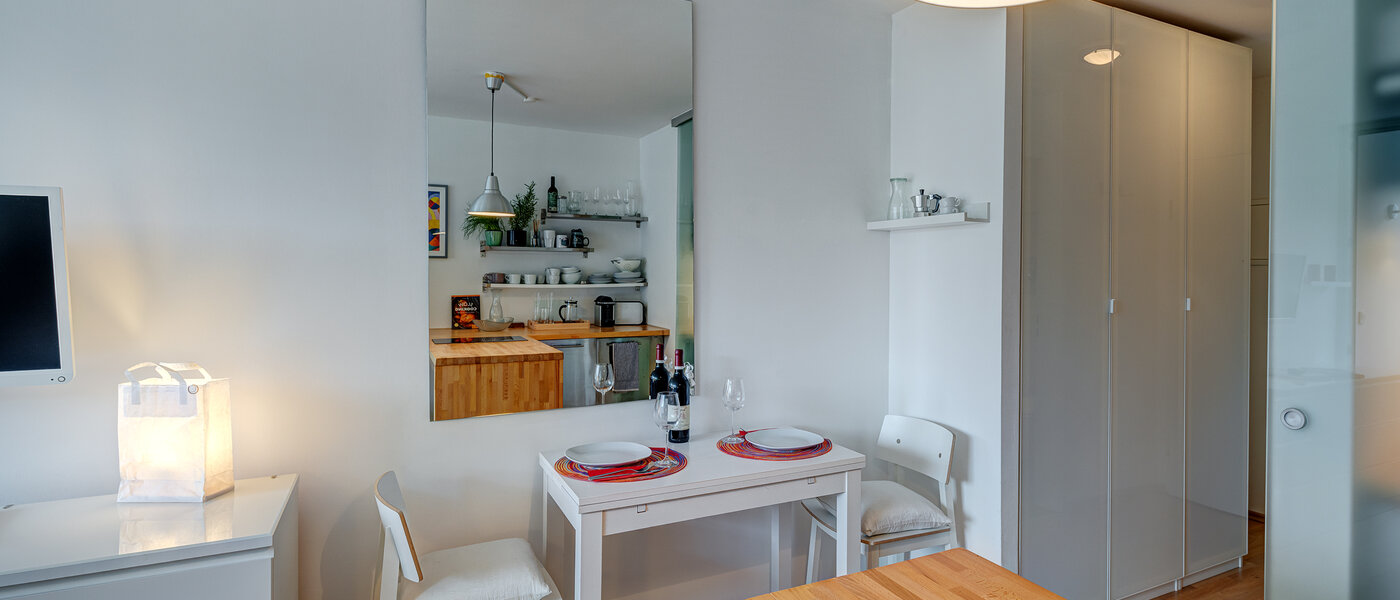 apartment München Neuhausen 02 living area 13727