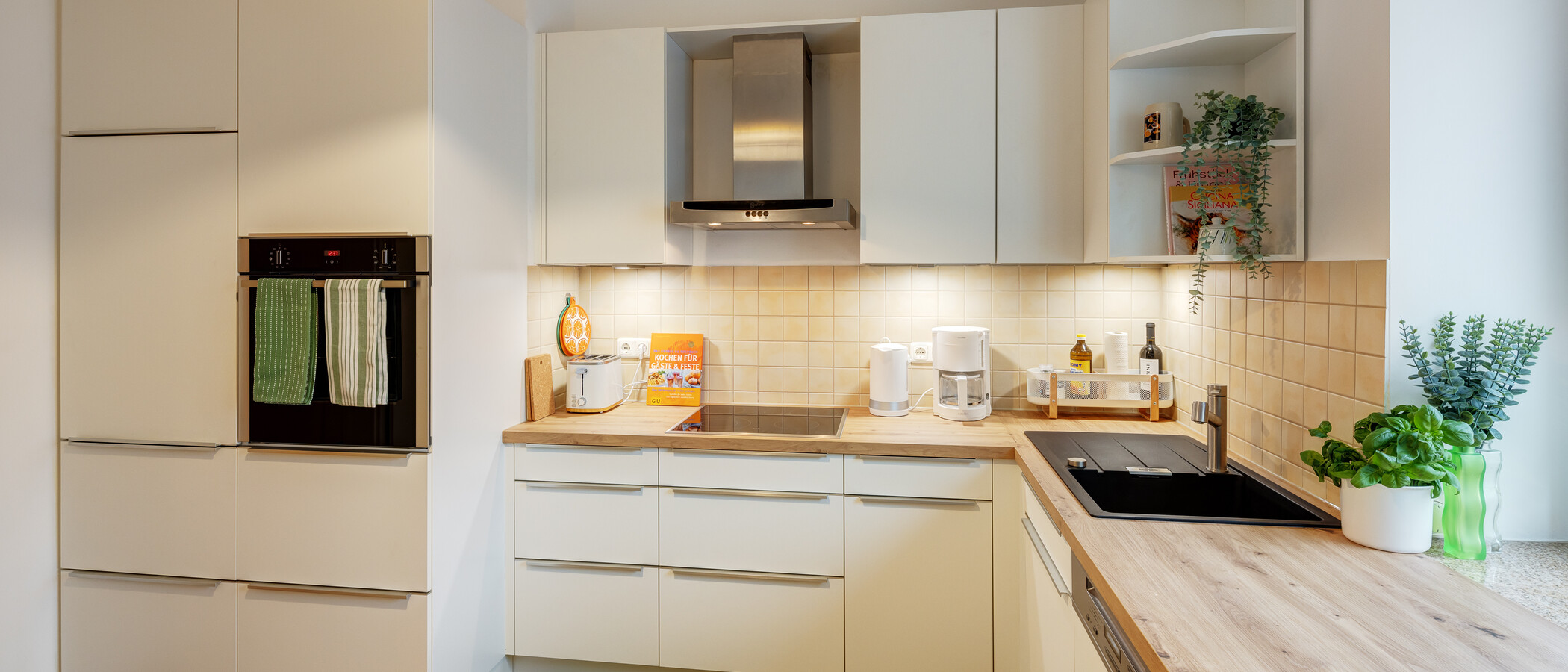 apartment München Schwabing-West (rund um den Bonner Platz) 02 kitchen 13736
