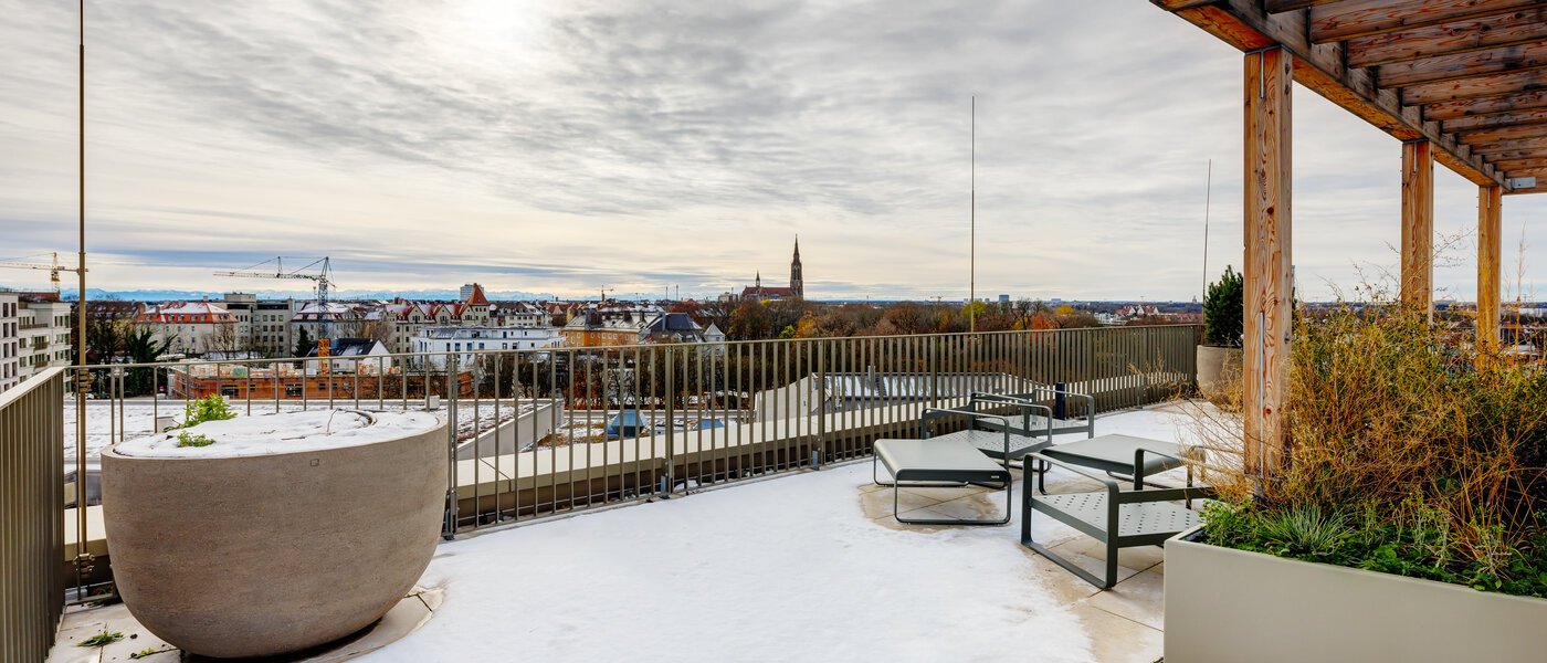 apartment München Au-Haidhausen 02 communal terrace 13751
