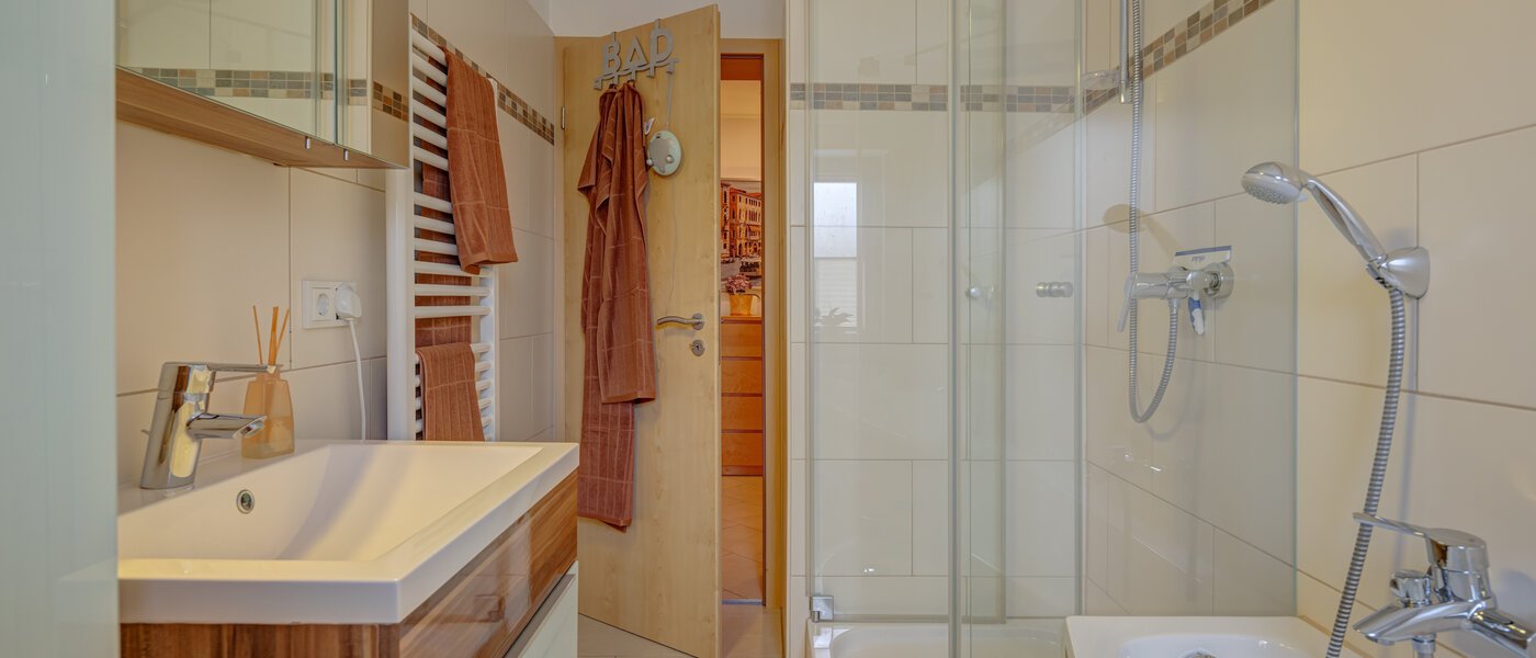 apartment München Untermenzing 03 bathroom 13759