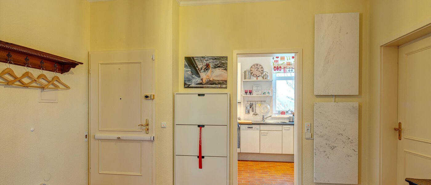 apartment Feldafing 03 hall 13767