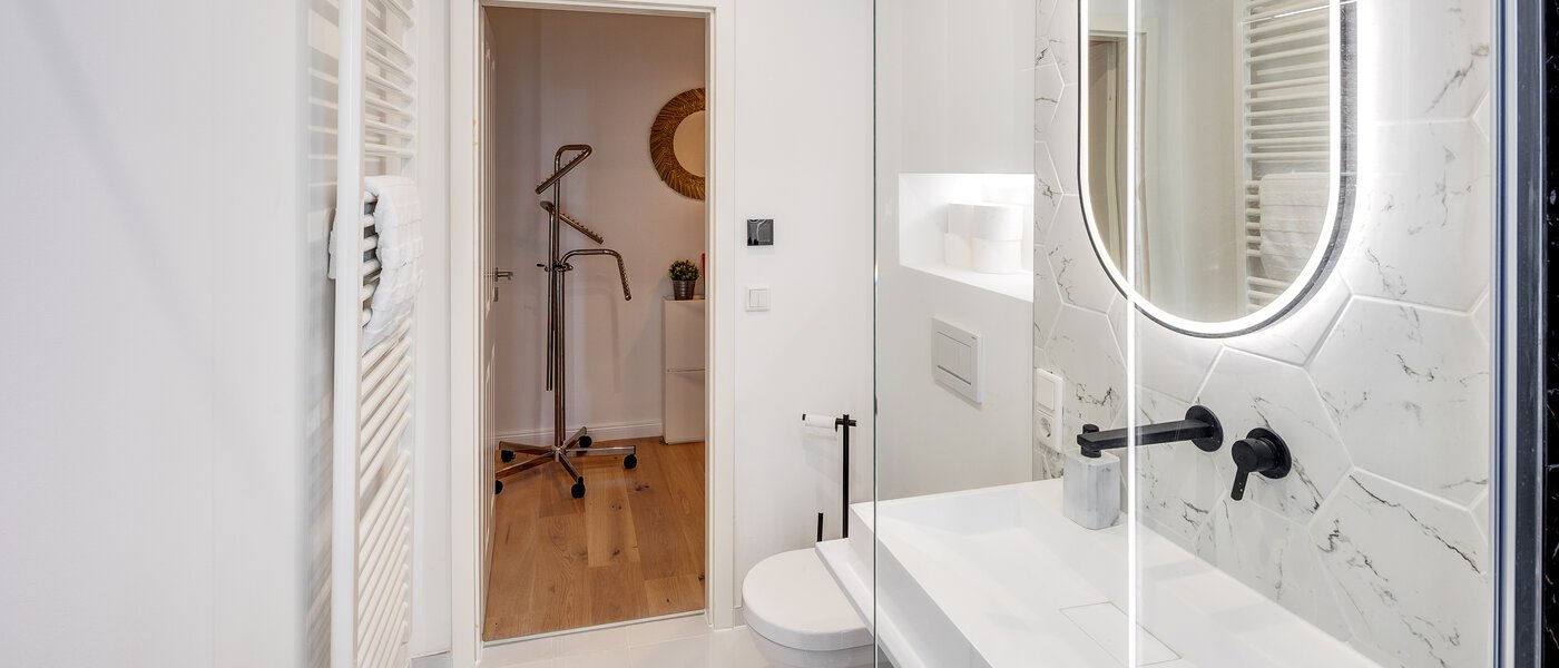 roof terrace apartment München Schwabing-West 03 bathroom 13771