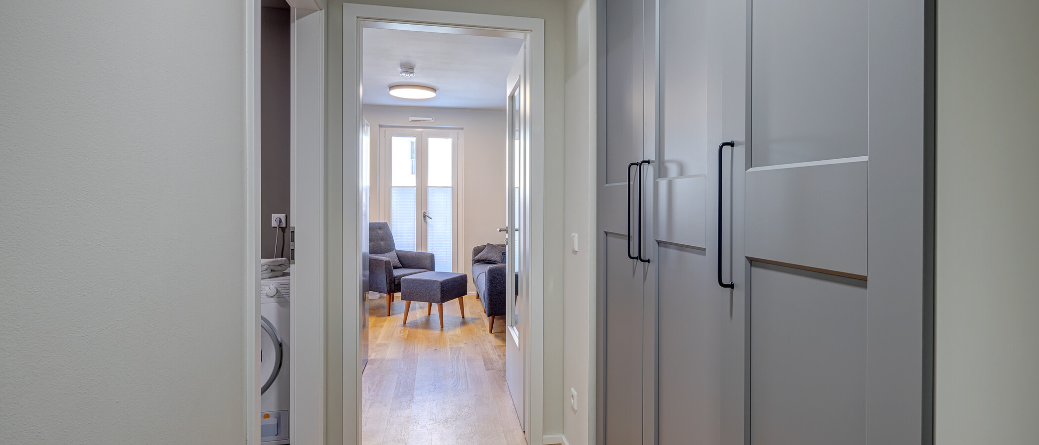 apartment with garden 	 Neuried 02 hall 13774