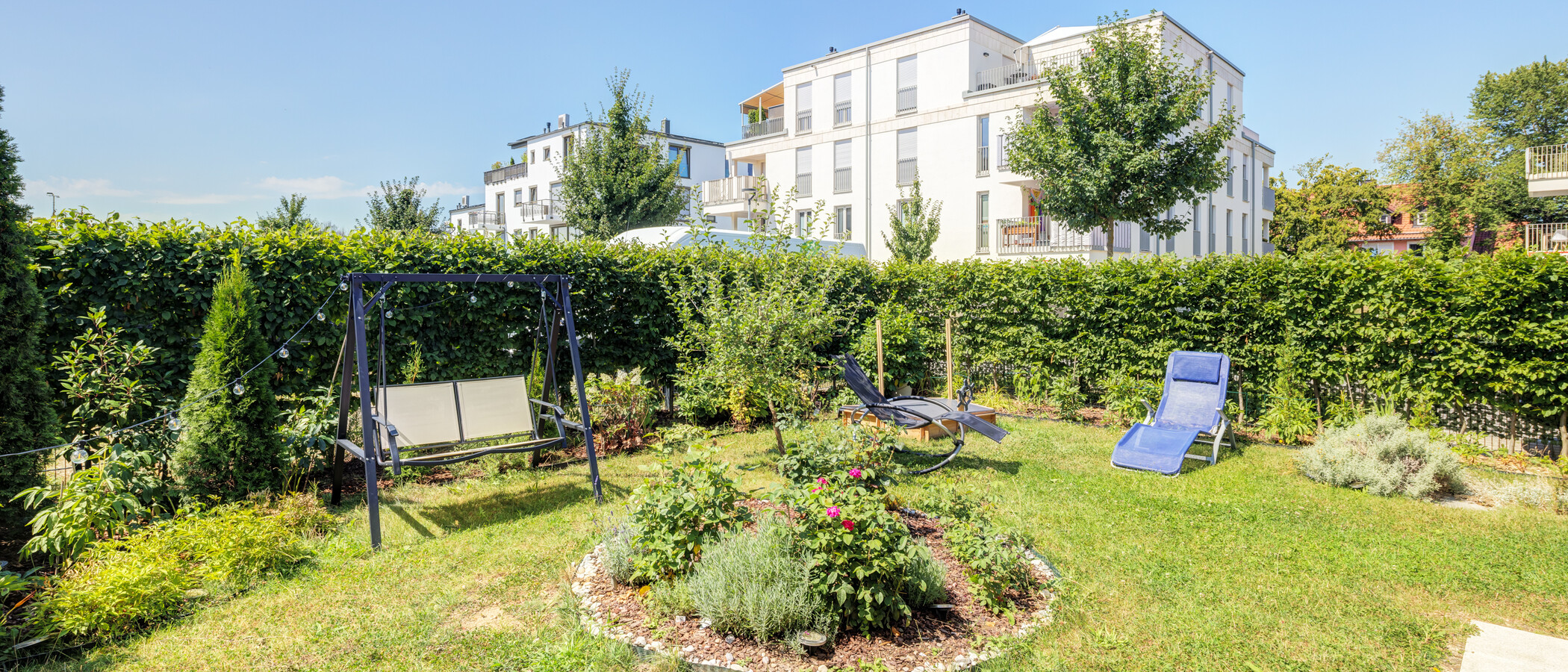 apartment with garden 	 Neuried 02 garden 13774