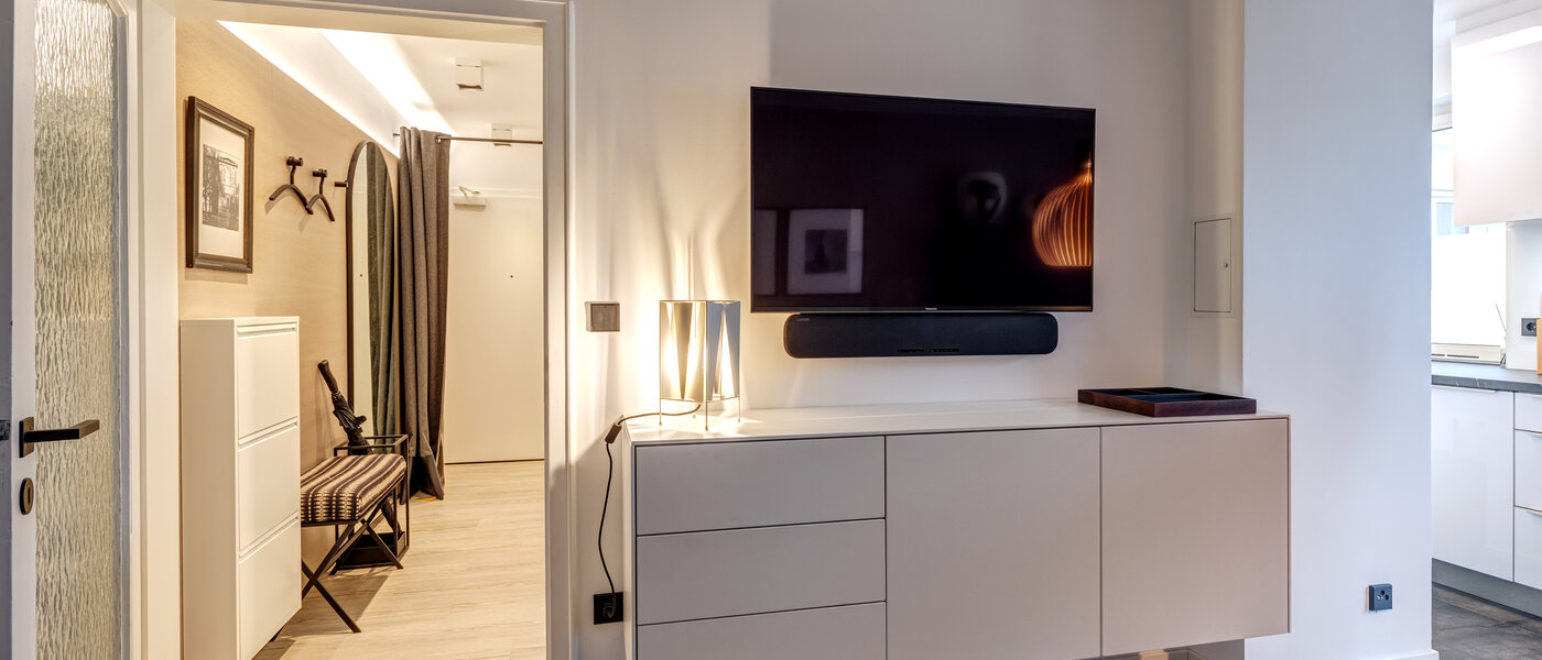 apartment München Schwabing-Nord (zw. Belgrad- & Leopoldstraße) 04 living area 13778