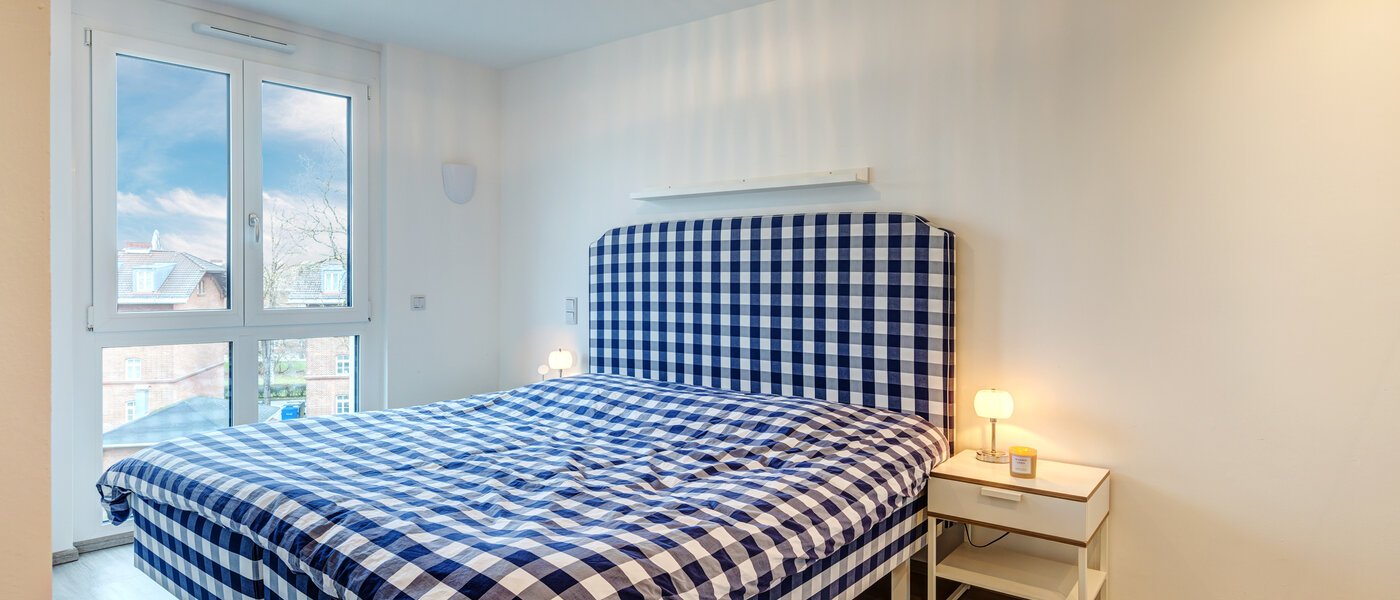 roof terrace apartment München Neuaubing 01 bedroom 13783