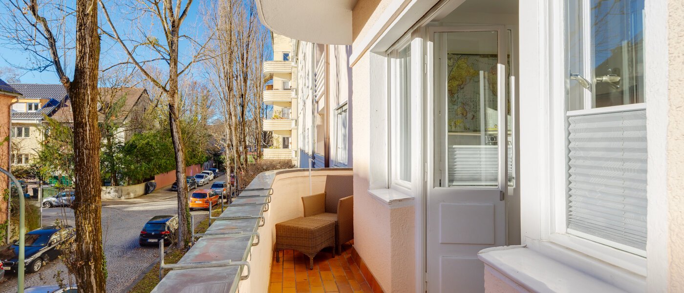 apartment München Schwabing 01 balcony 13786