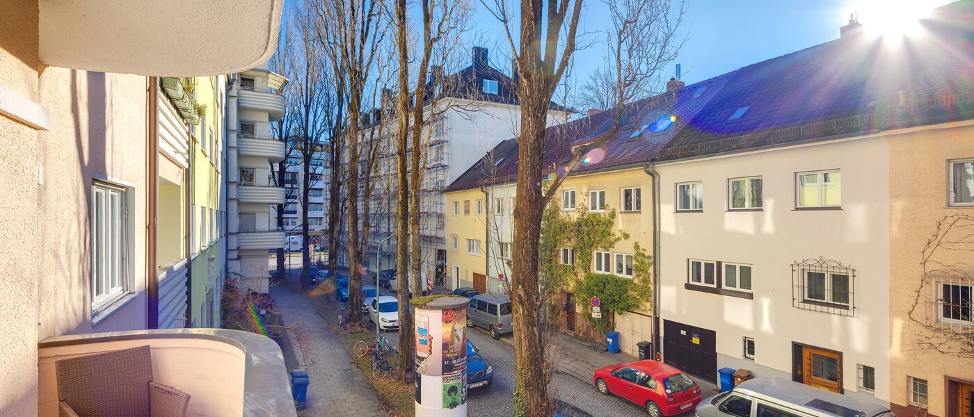 apartment München Schwabing 02 view 13786