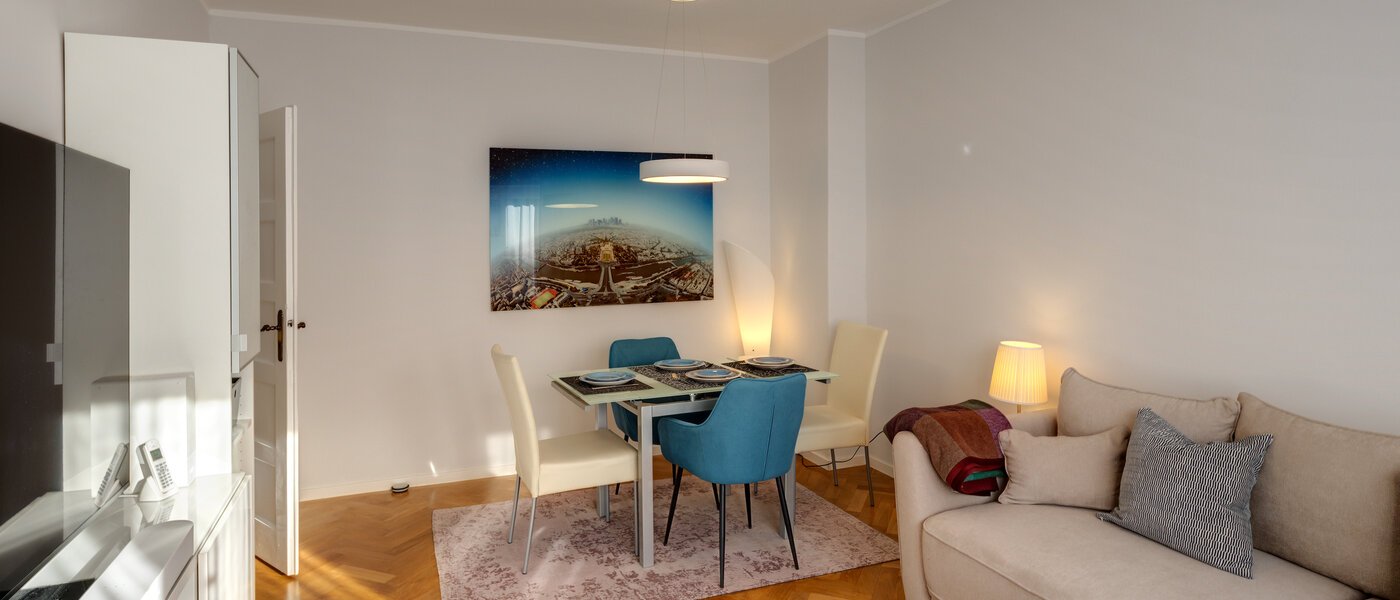 apartment München Schwabing 04 living area 13786