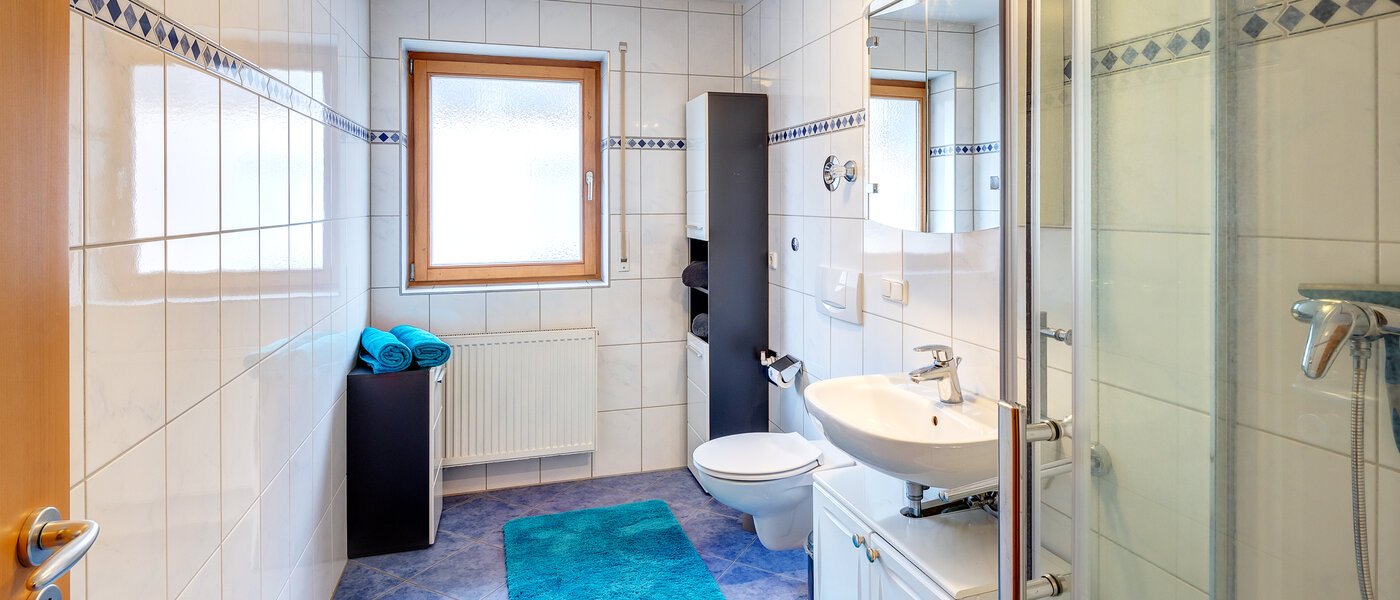 apartment München Sendling-Westpark 01 bathroom 13796