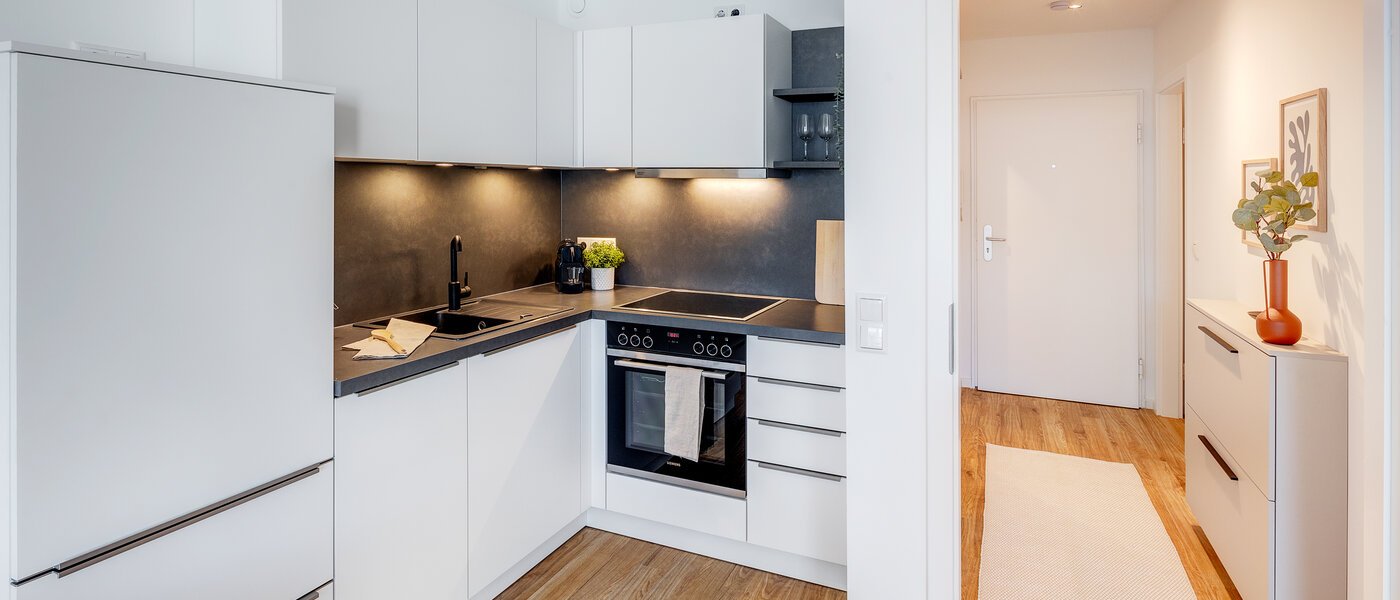 apartment München Neuhausen 02 kitchen 13806
